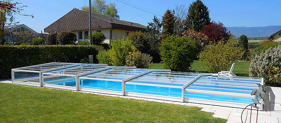 Abri bas Modern sans rail pour piscine - Europa abri